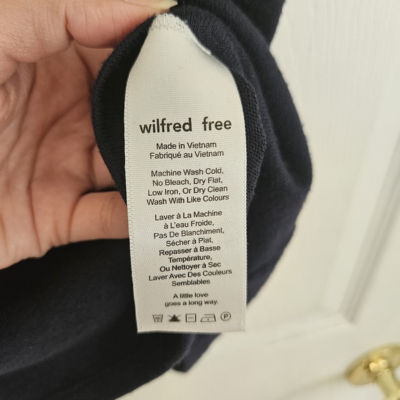 Wilfred free Robillard choker cut out short sleeve top - Picture 6 of 7